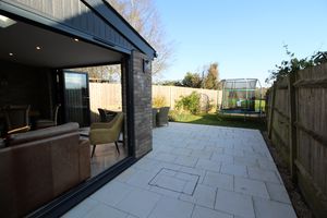 Entertainment Patio- click for photo gallery